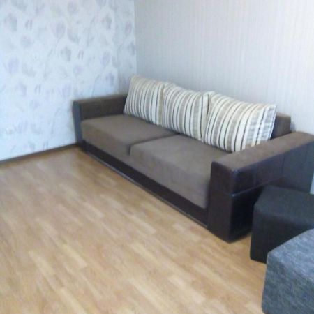 Квартира В Районі Автовокзалу Поряд Обллікарня Rivne Luaran gambar