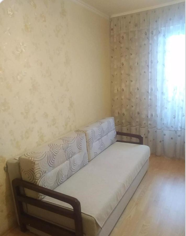 Квартира В Районі Автовокзалу Поряд Обллікарня Rivne Luaran gambar
